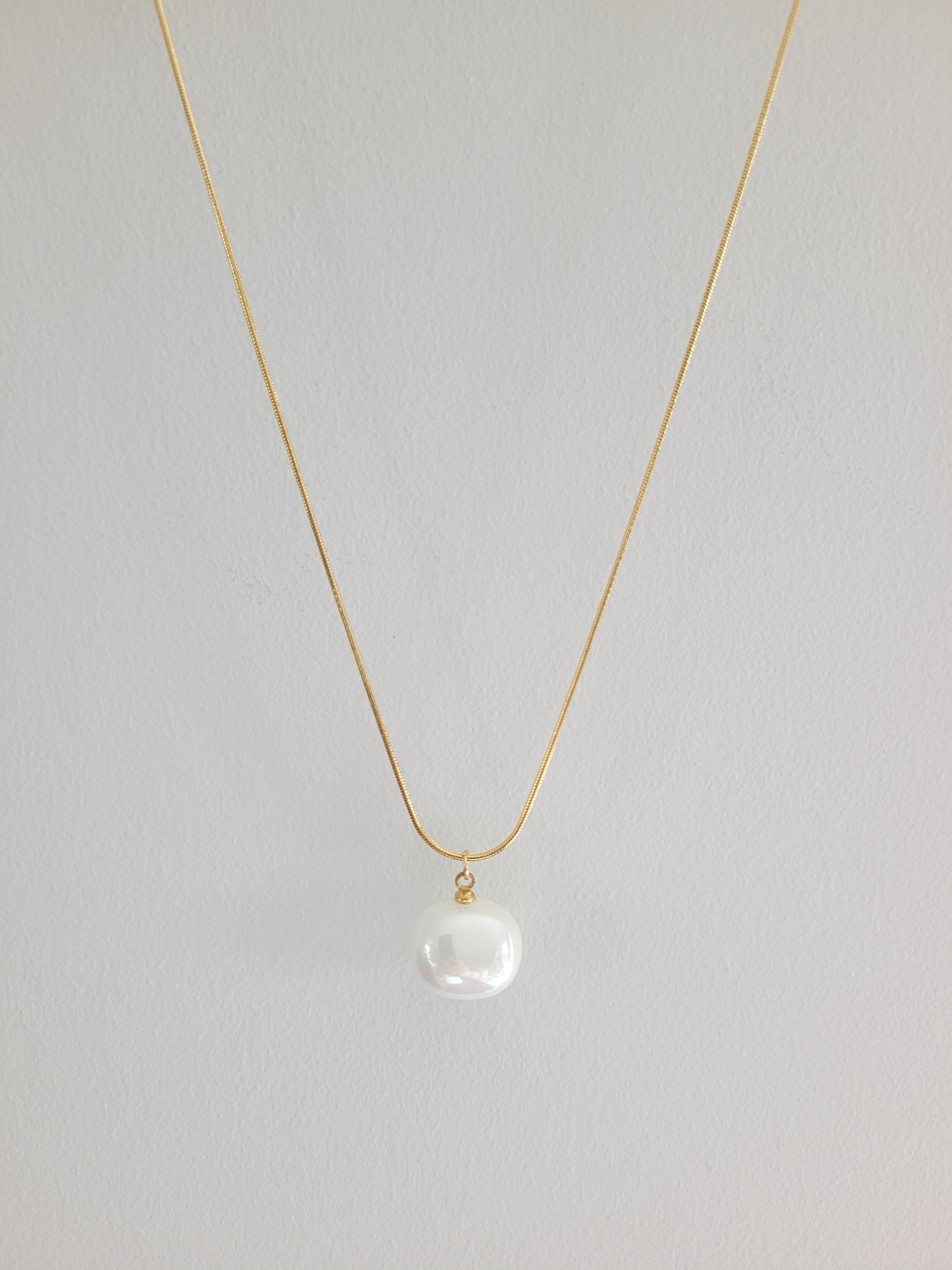 Gold Plated Pearl Pendant Necklace
