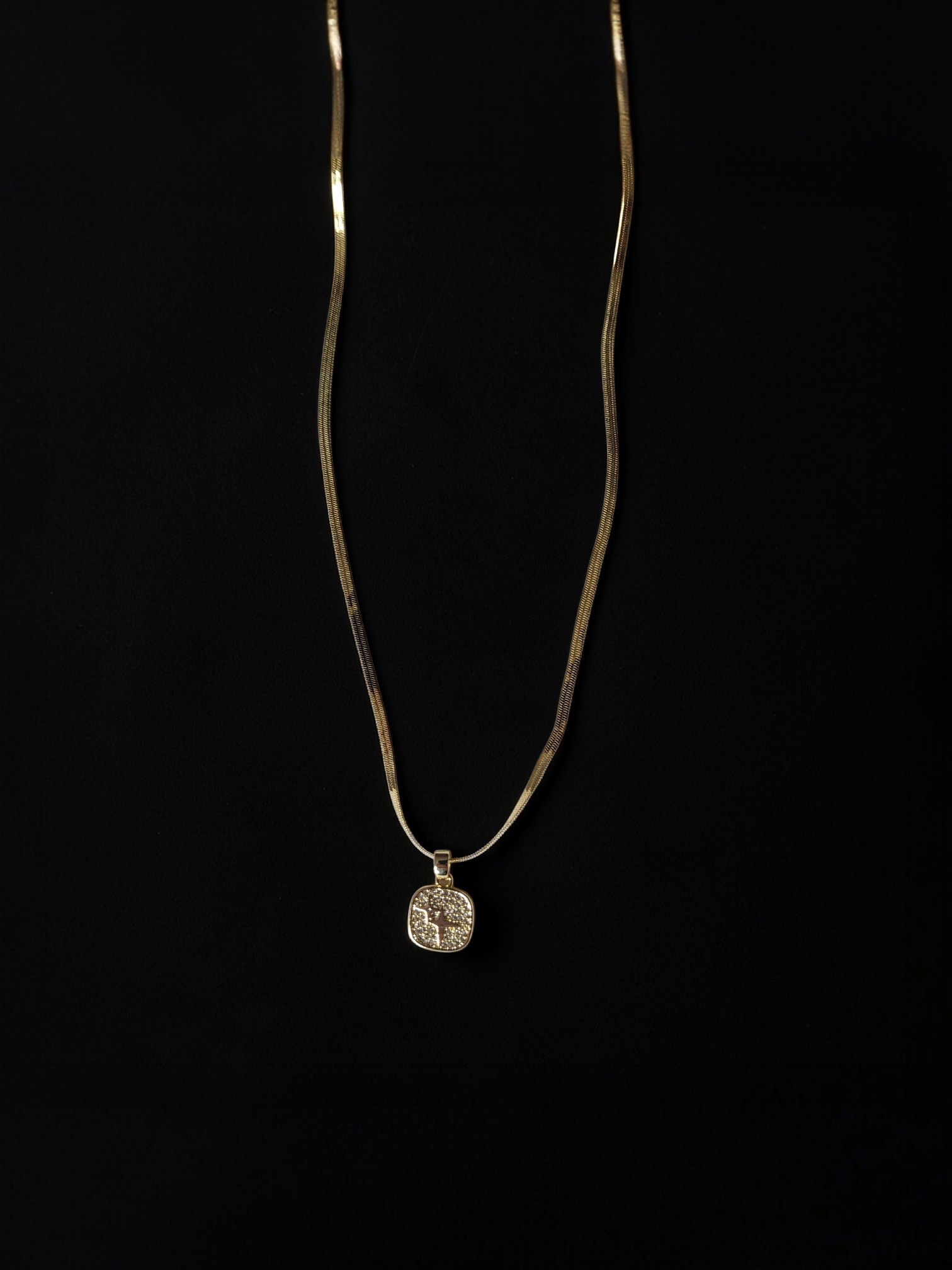 Dainty Disc Necklace