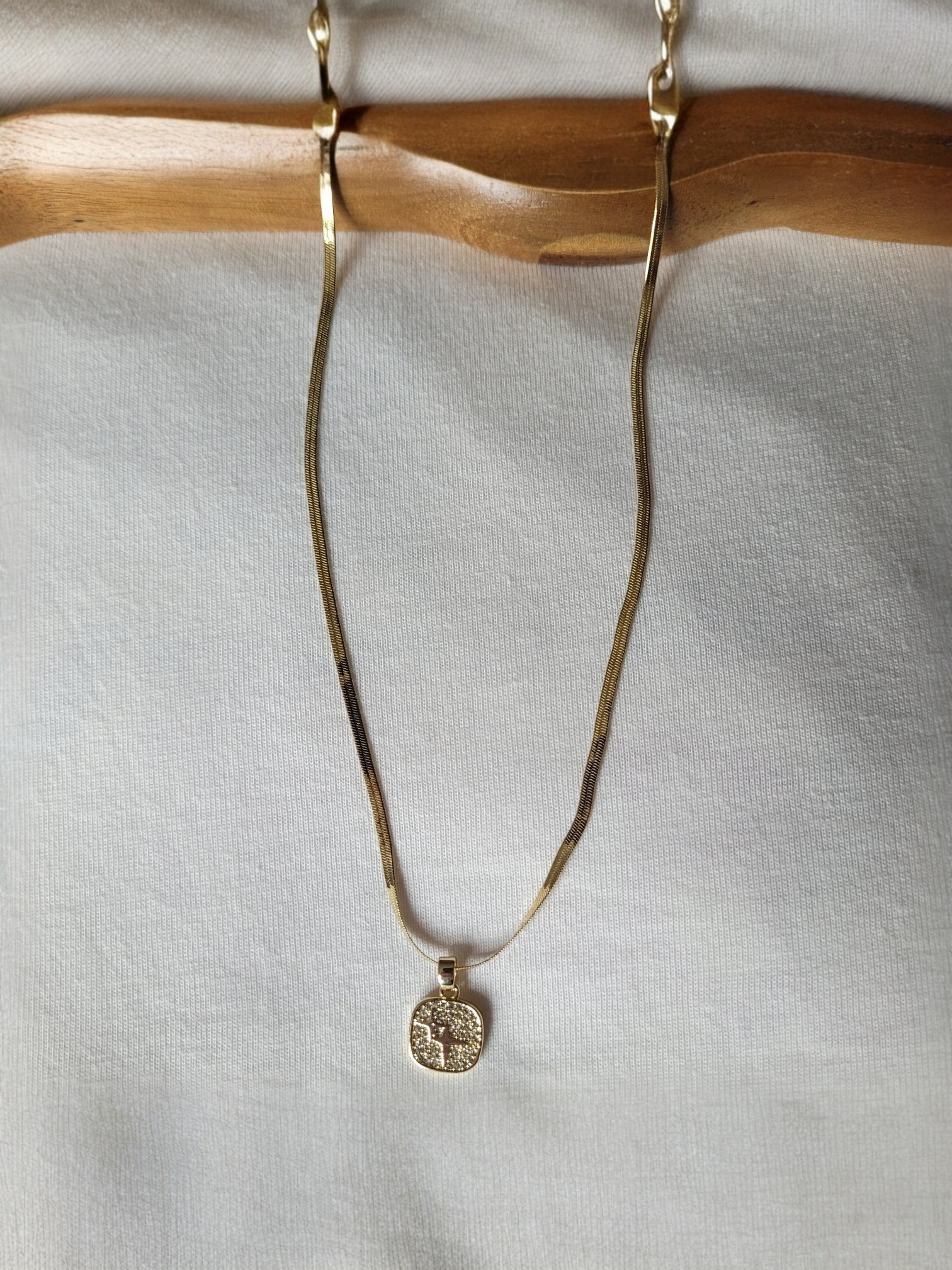 Dainty Disc Necklace